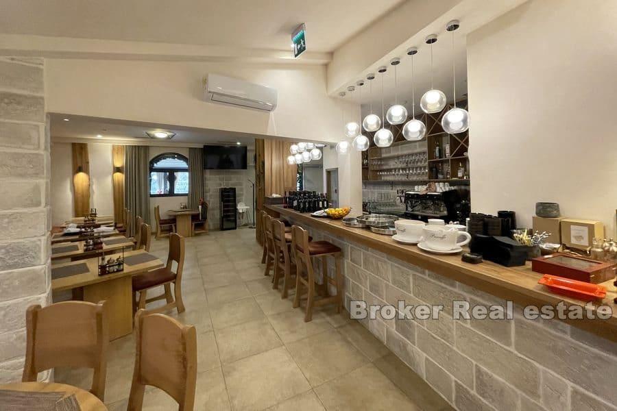 W pobliżu Splitu - założona restauracja - pizzeria