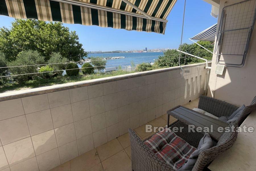 Kaštela - Piękny apartament nad morzem