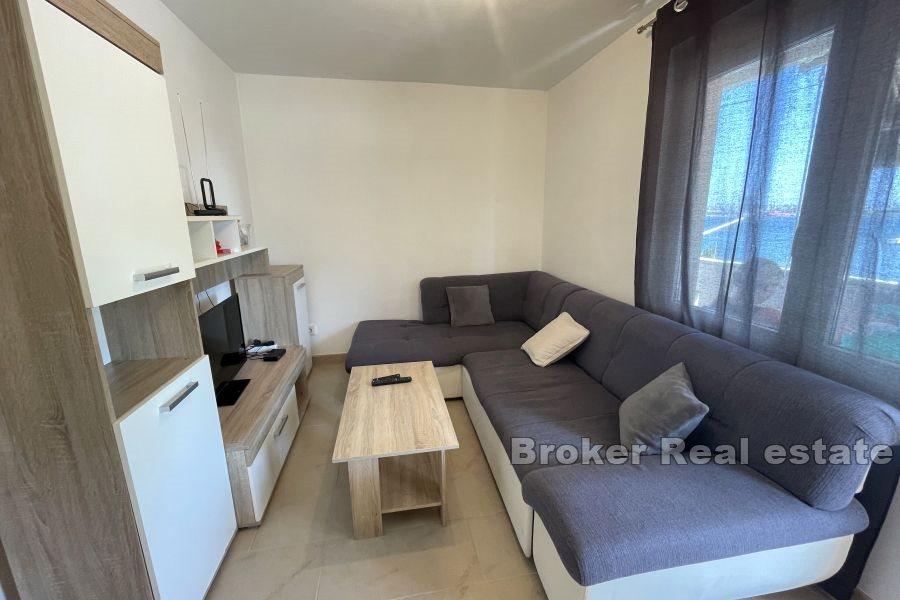 Kaštela - Piękny apartament nad morzem