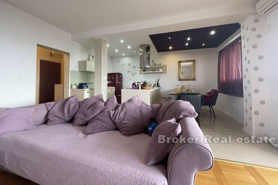 Split - Žnjan - Un bel appartement dans un excellent emplacement