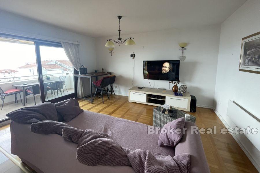 Split - Žnjan - Un bel appartement dans un excellent emplacement