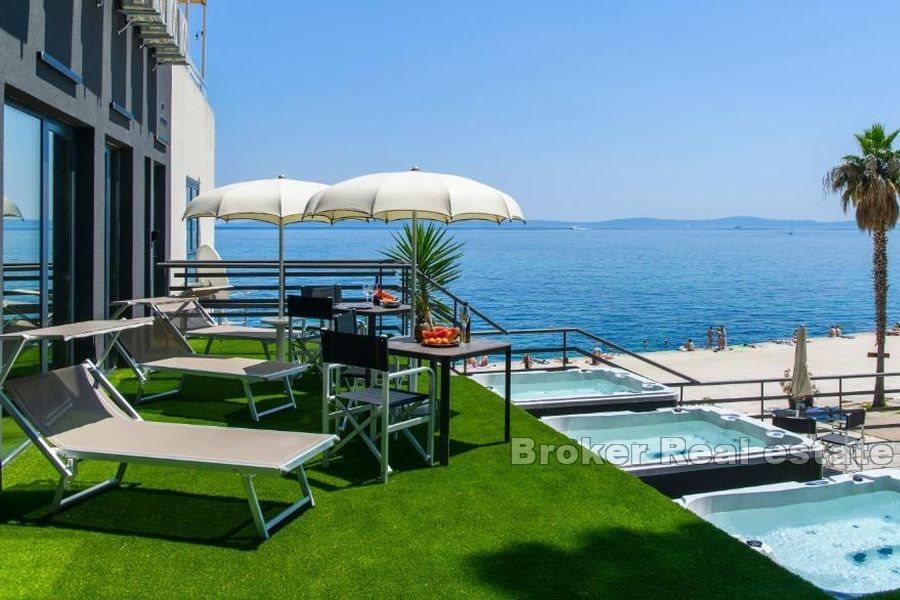 Split - Bačvice - Piękne luksusowe pokoje w pierwszym rzędzie do morza