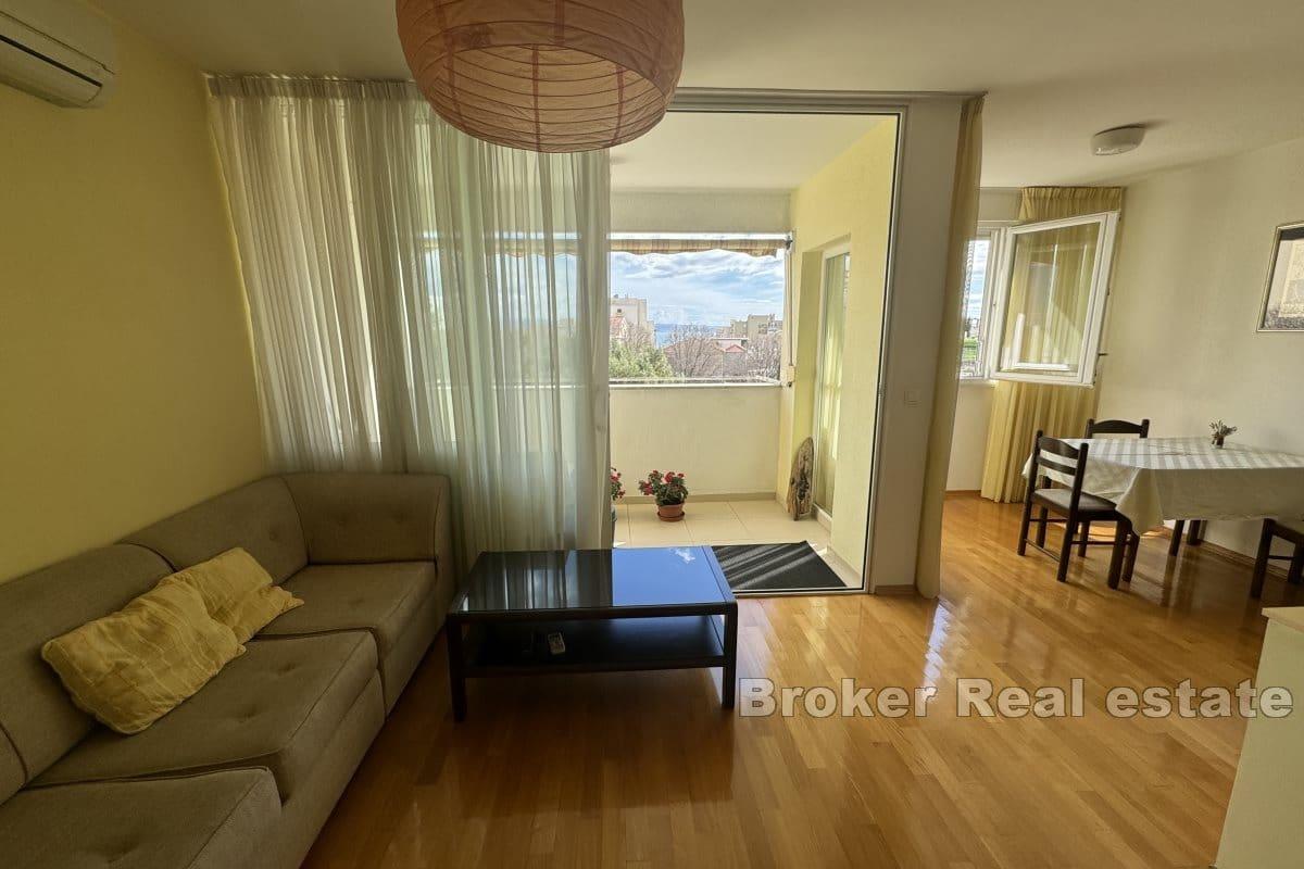 Dwupokojowe mieszkanie z widokiem na morze