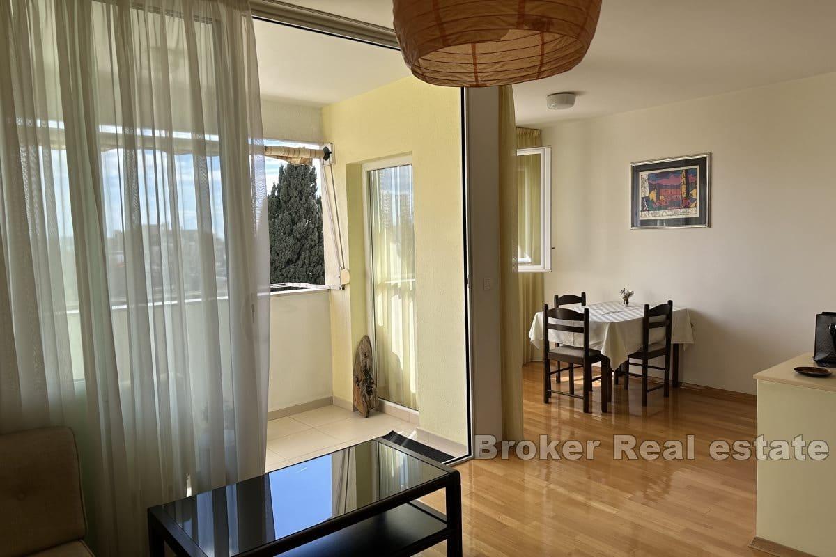 Dwupokojowe mieszkanie z widokiem na morze