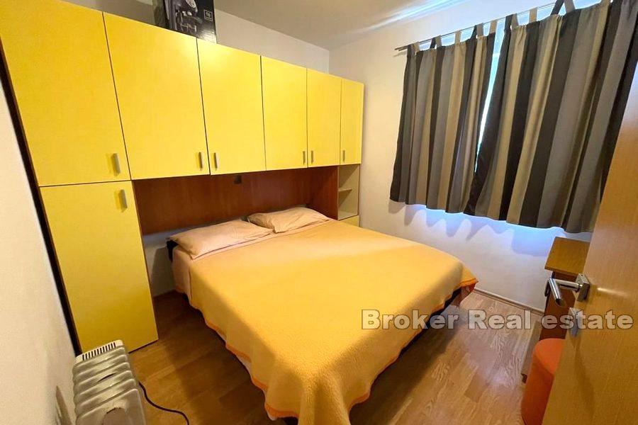 Kastela - Nowoczesna kamienica