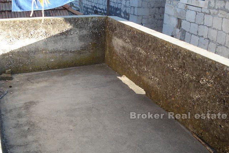 Kaštela - Kamenný dům ve starém městě