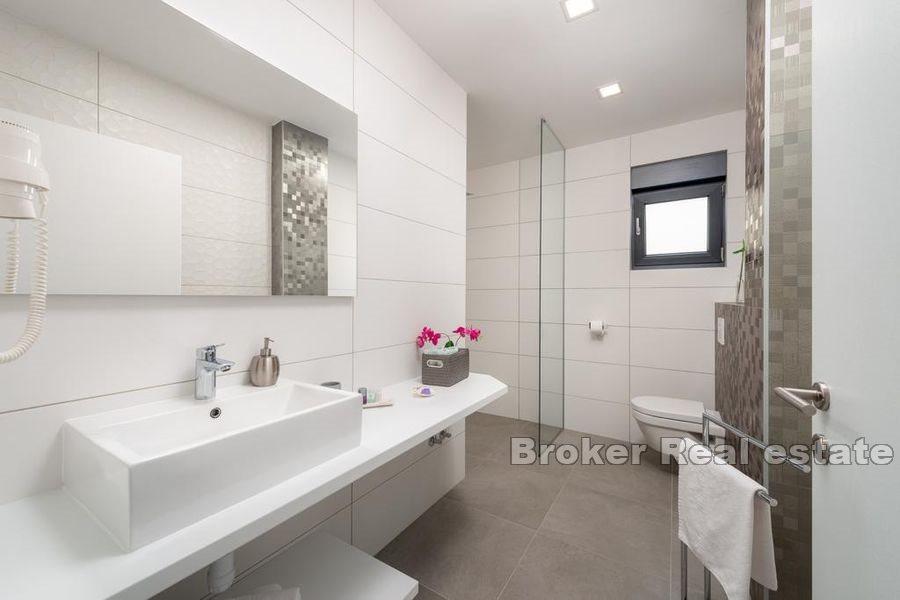 Makarska - Villa med basseng og havutsikt