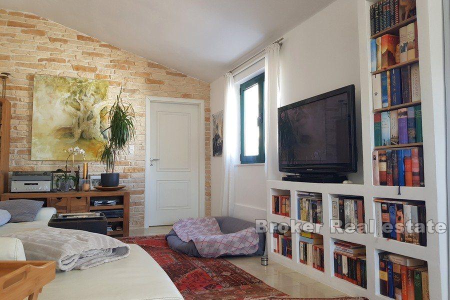 Rogoznica - Dvojposchodový dom v blízkosti mora