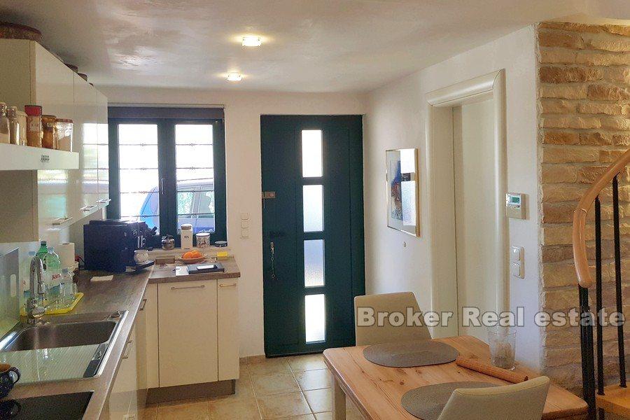 Rogoznica - Dvojposchodový dom v blízkosti mora