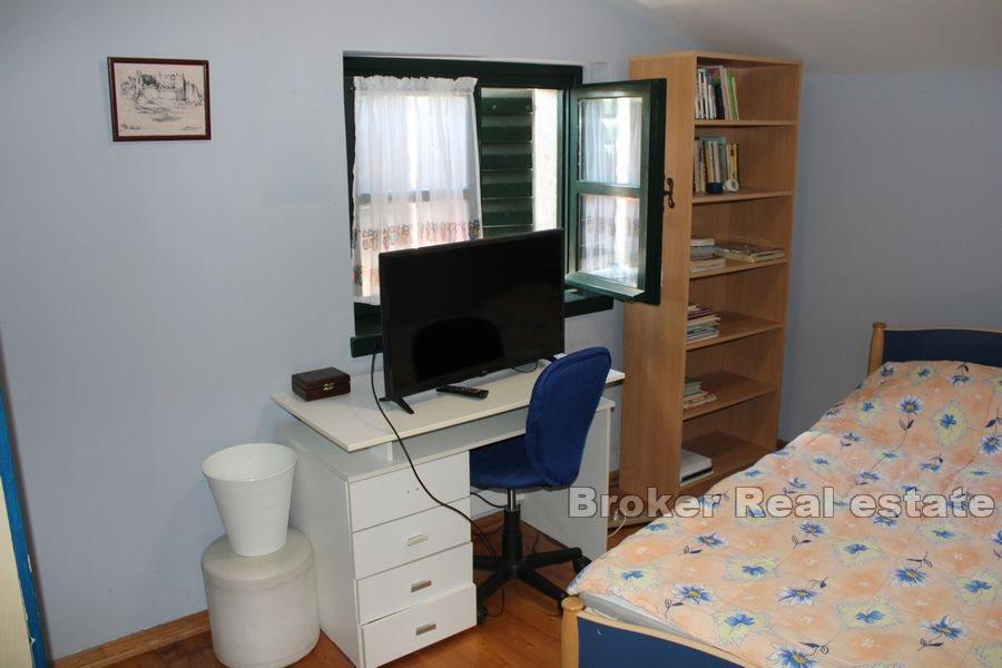 W pobliżu Zadaru - Kamienny dom w centrum