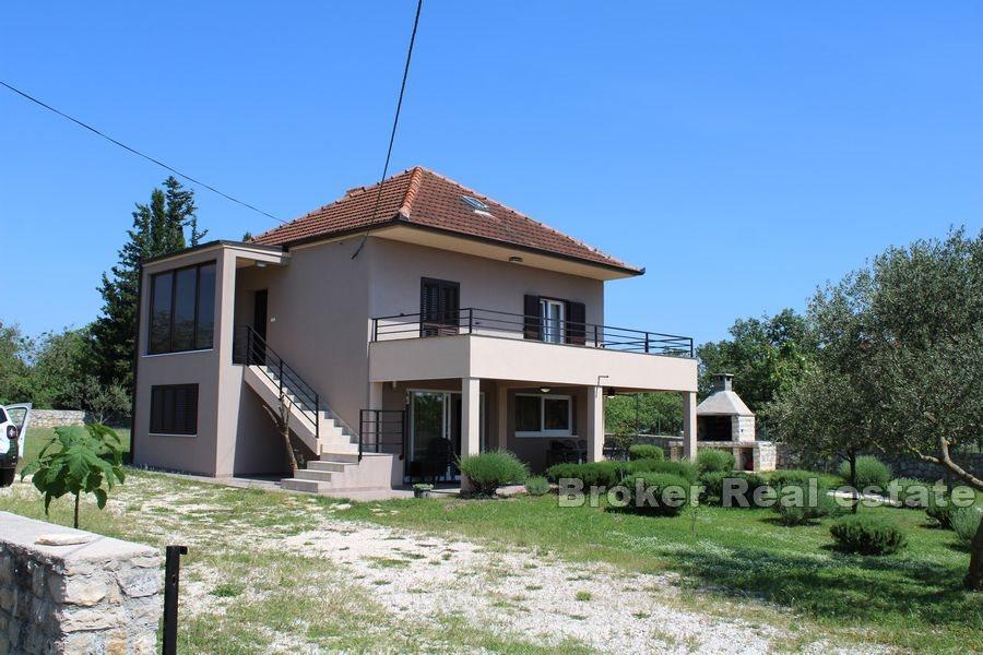 Zadar - Dům s bazénem
