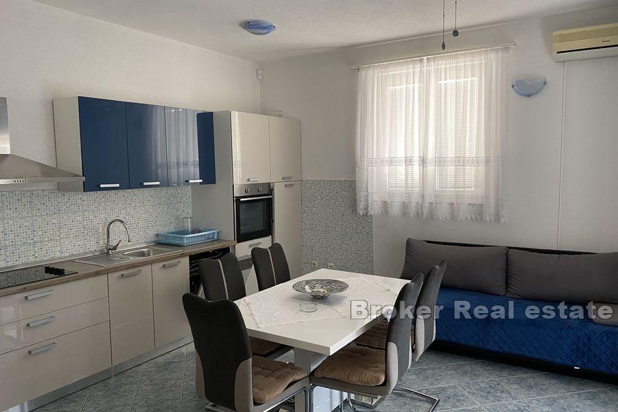 Makarska - Palazzina vicino al mare