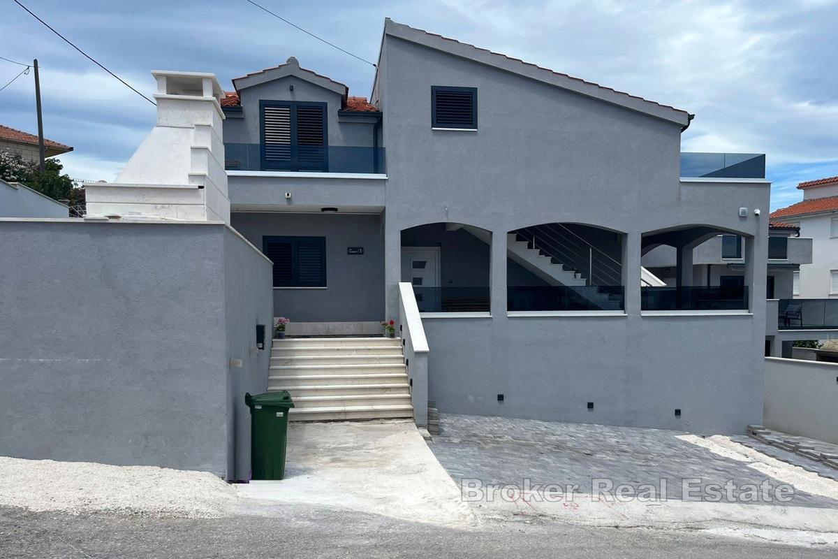 Øya Ciovo - Frittliggende villa med basseng