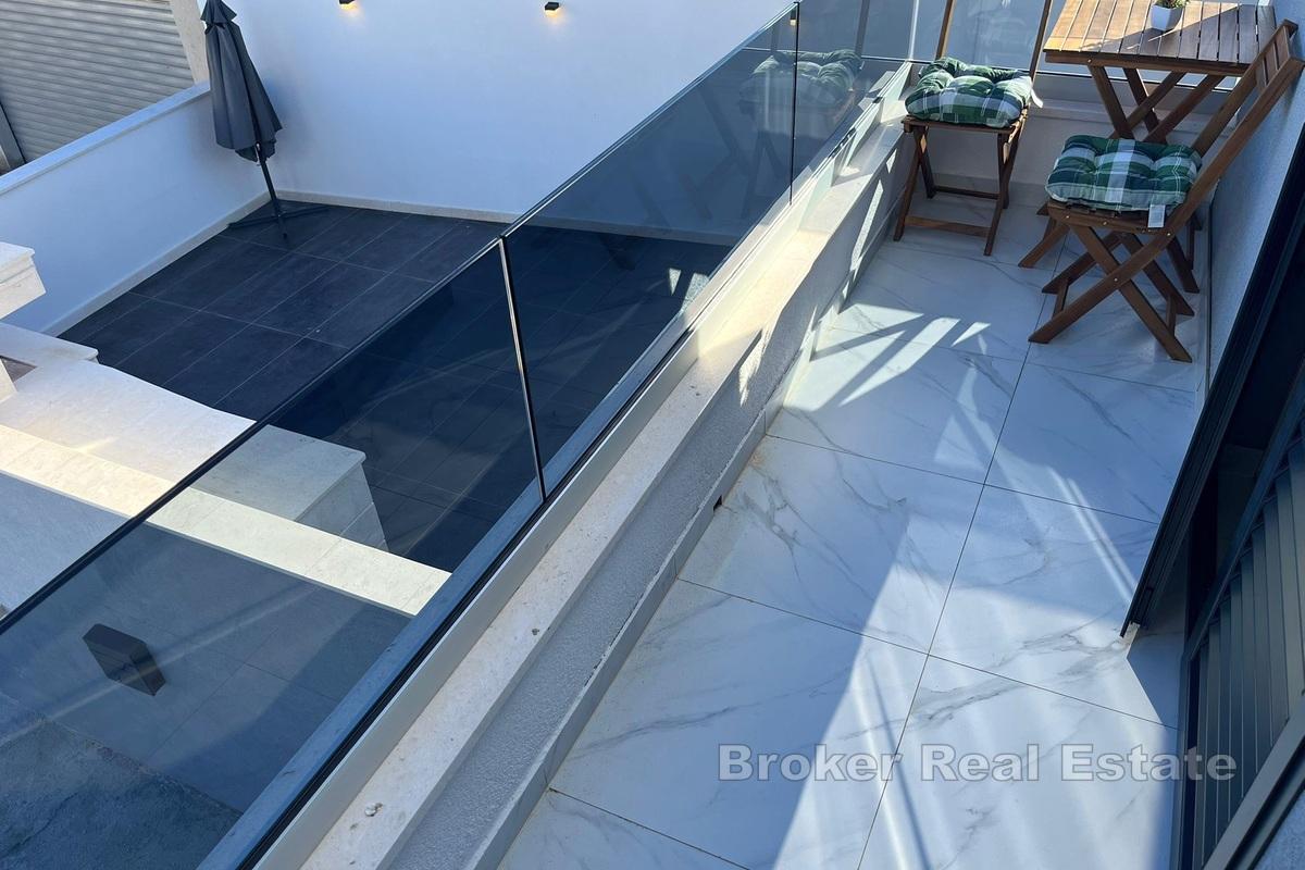 Øya Ciovo - Frittliggende villa med basseng