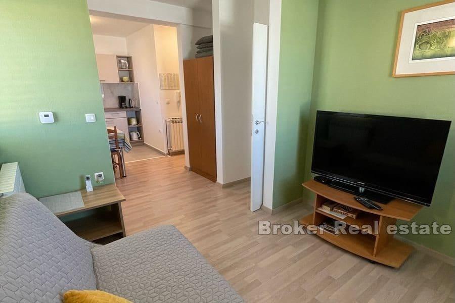 Makarska - House in the center