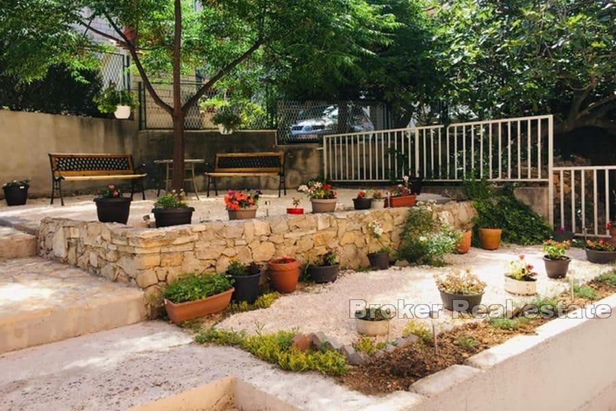 Makarska - House in the center