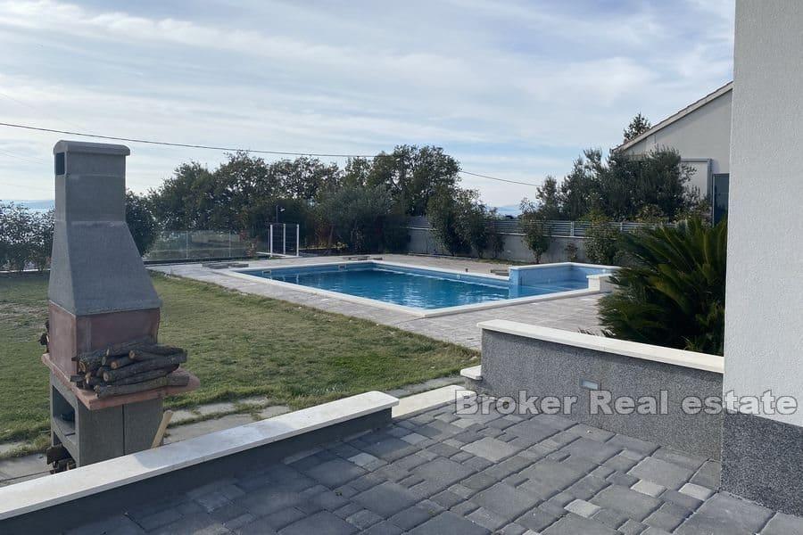 Kastela - Villa with pool and sea view