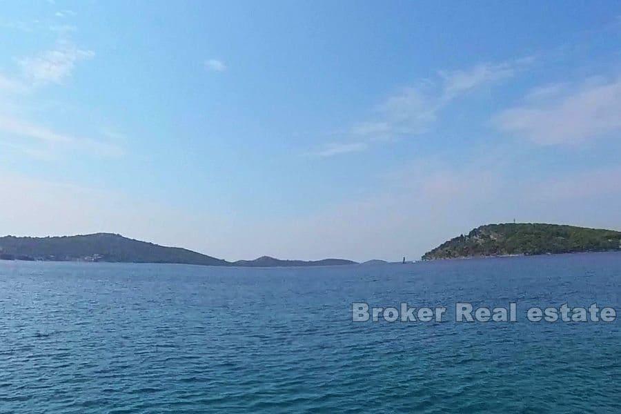 Рогозница - Строительный участок с видом на море