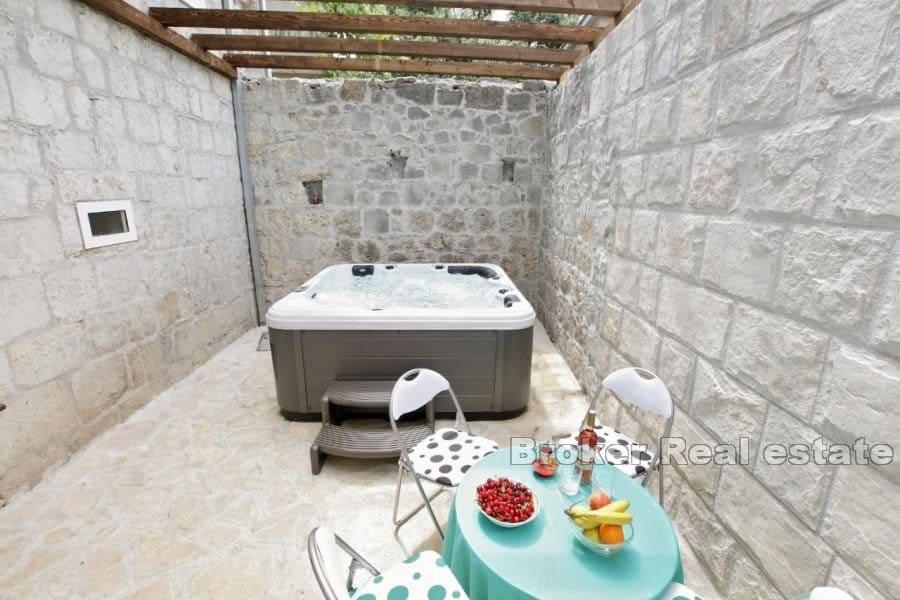 Split-Bereich - Haus mit freiem Blick