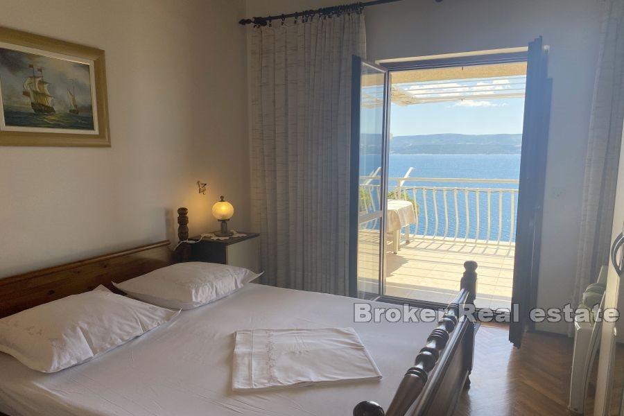 Омиш - Дом в отличном месте с видом на море