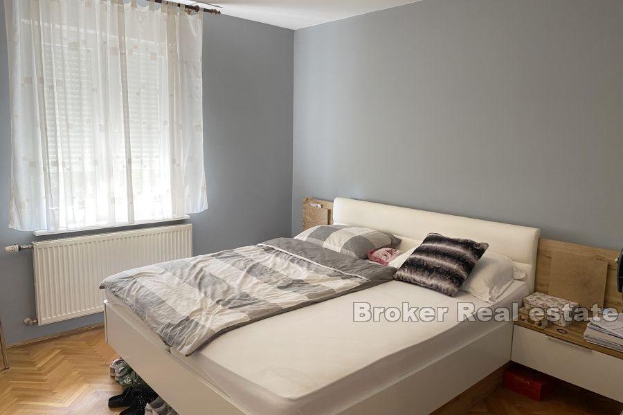 Spalato, Blatine - Trilocale in ottima posizione