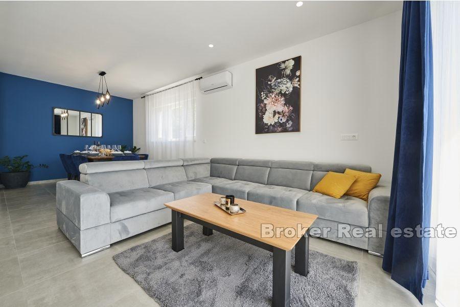 Kaštela - Charmantes zweistöckiges Haus