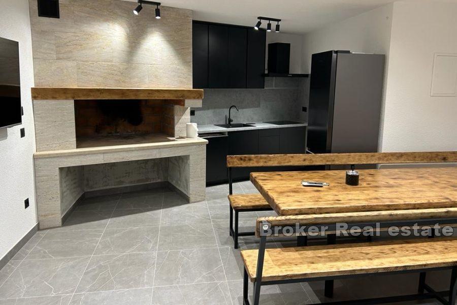 Kaštela - Charmante maison à deux étages