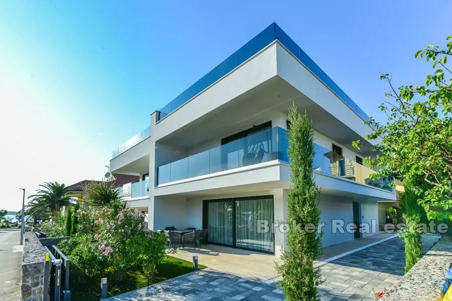 Island of Vir - Two-story, newly built house