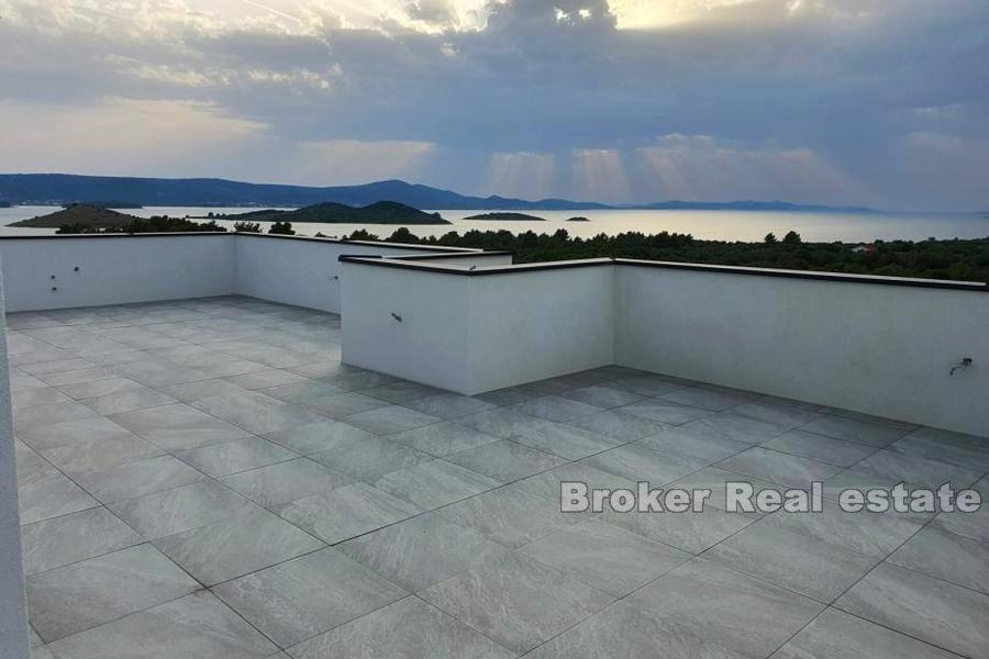 Nær Zadar - To-roms leilighet med havutsikt