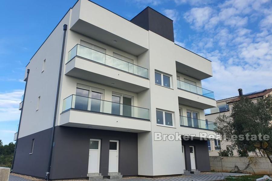 Nær Zadar - To-roms leilighet med havutsikt