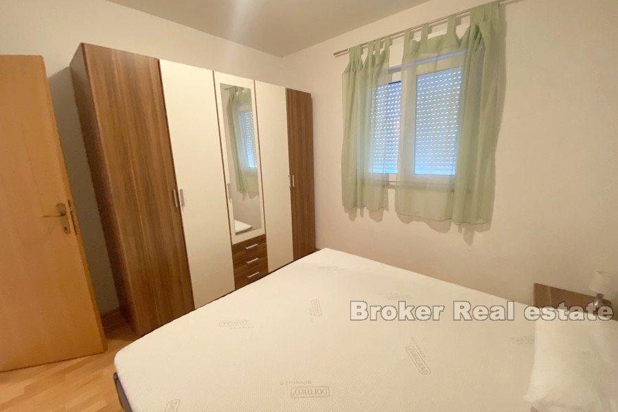 Ostrov Čiovo - Slunný apartmán s jednou ložnicí