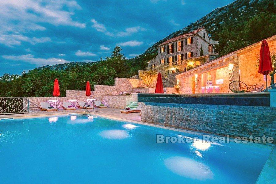 Pelješac - Krásna autochtónna kamenná vila