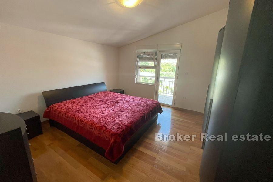 Split-Bereich - Mehrfamilienhaus