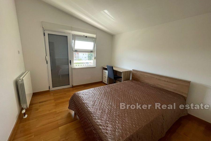 Split-Bereich - Mehrfamilienhaus