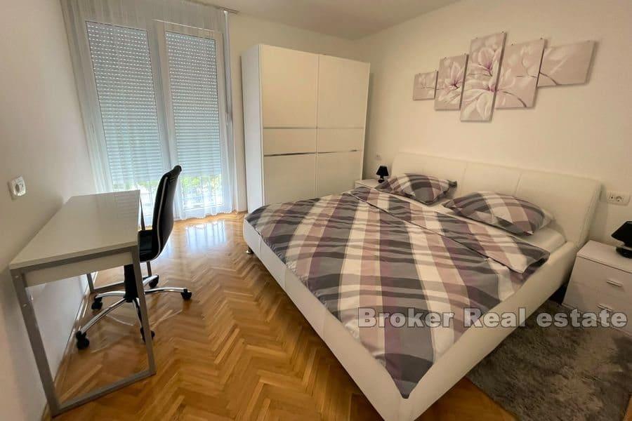 Split - Spinut, dvojizbový apartmán