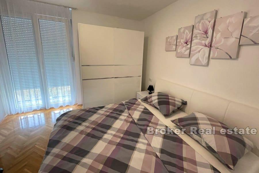 Split - Spinut, dvojizbový apartmán