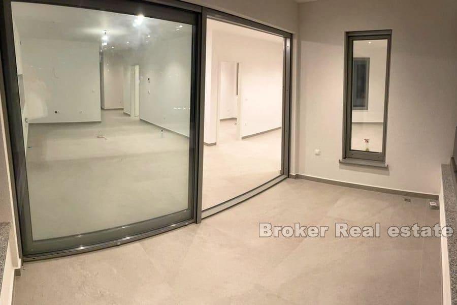 Makarska - Třípokojový apartmán s výhledem na moře