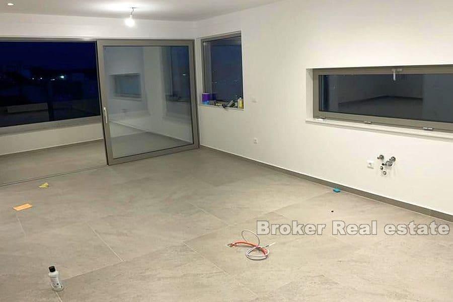Makarska - Třípokojový apartmán s výhledem na moře