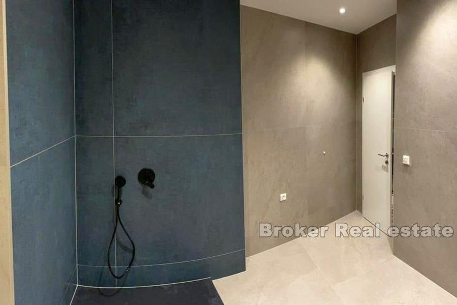 Makarska - Třípokojový apartmán s výhledem na moře