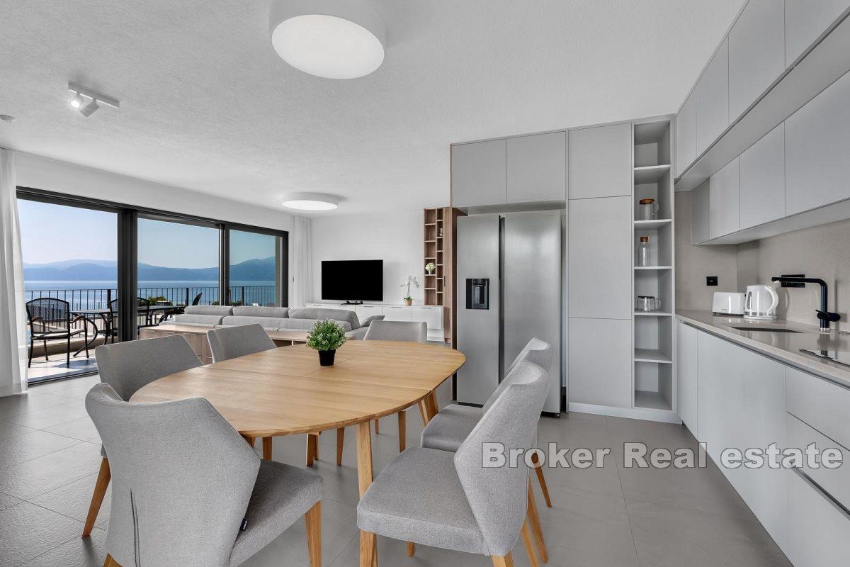 Hvar - Penthouse au premier rang de la mer