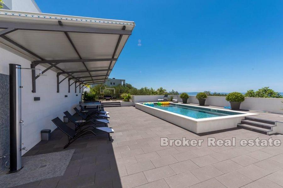 Makarska – moderna vila s pogledom na more