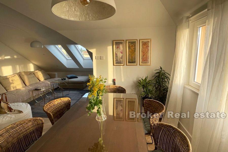Split - Bačvice - Novo zrekonštruovaný luxusný byt