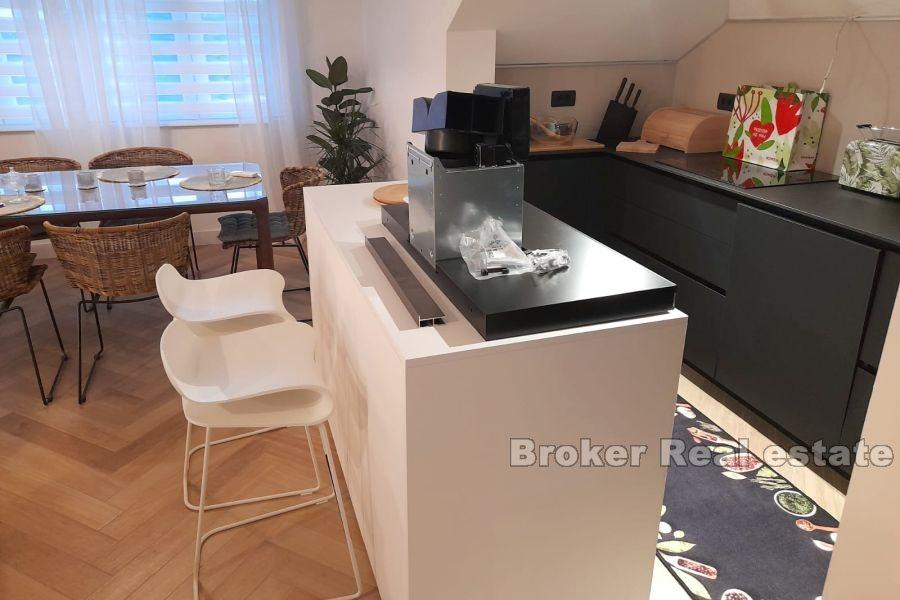 Split - Bačvice - Novo zrekonštruovaný luxusný byt