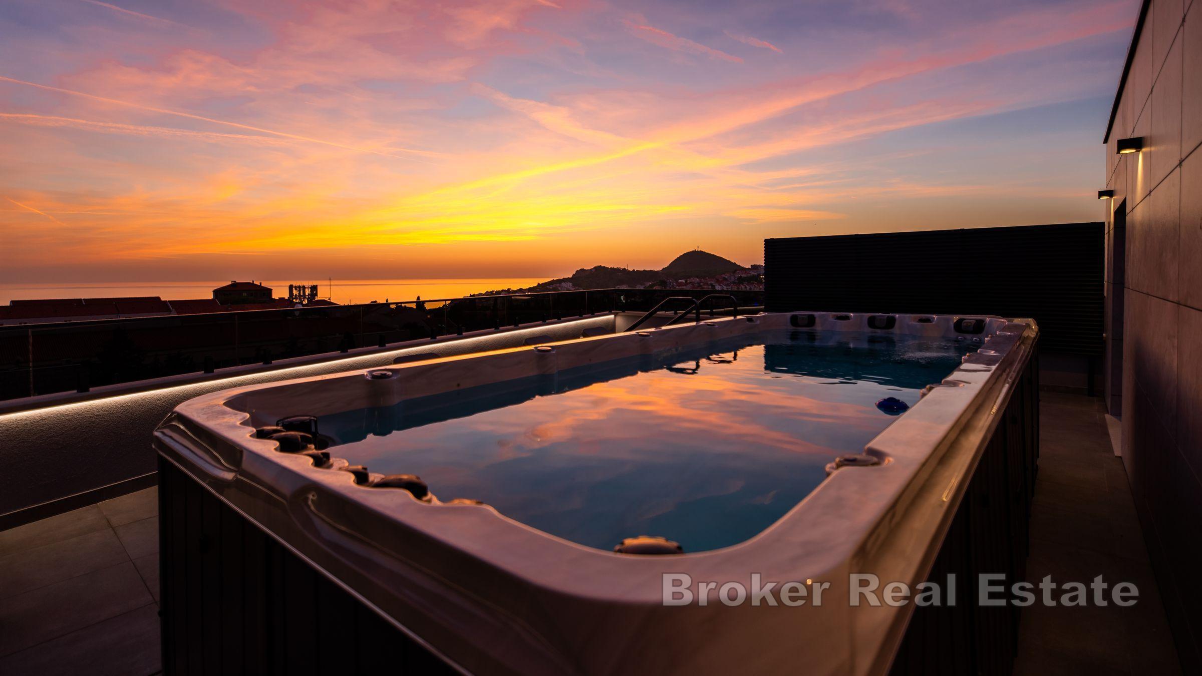 Dubrovnik, centre - immeuble luxueux avec vue sur la mer et la vieille ville