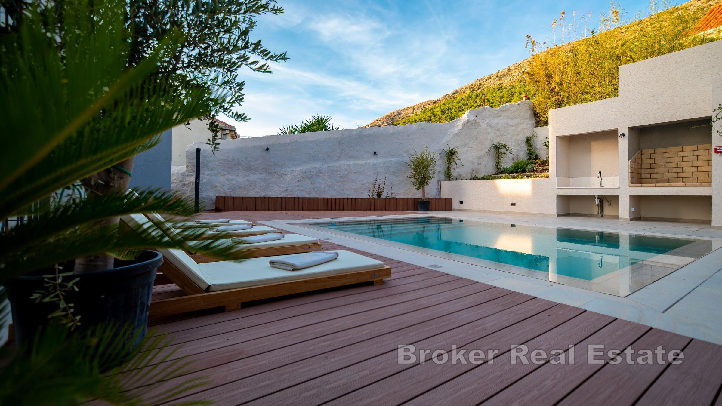 Dubrovnik, centre - immeuble luxueux avec vue sur la mer et la vieille ville