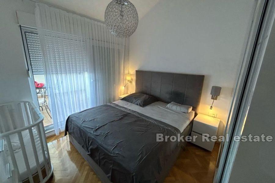 Split-Bereich - Moderne Zweizimmerwohnung