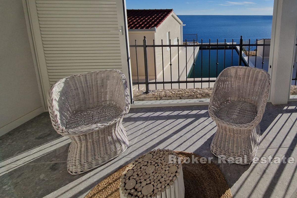 Rogoznica - Dva rekreačné domy so spoločným bazénom