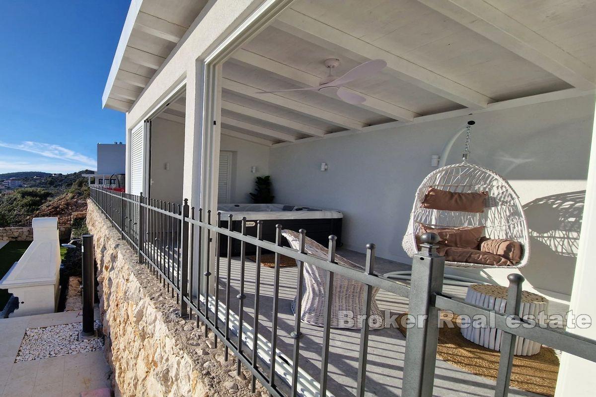 Rogoznica - Dva rekreačné domy so spoločným bazénom