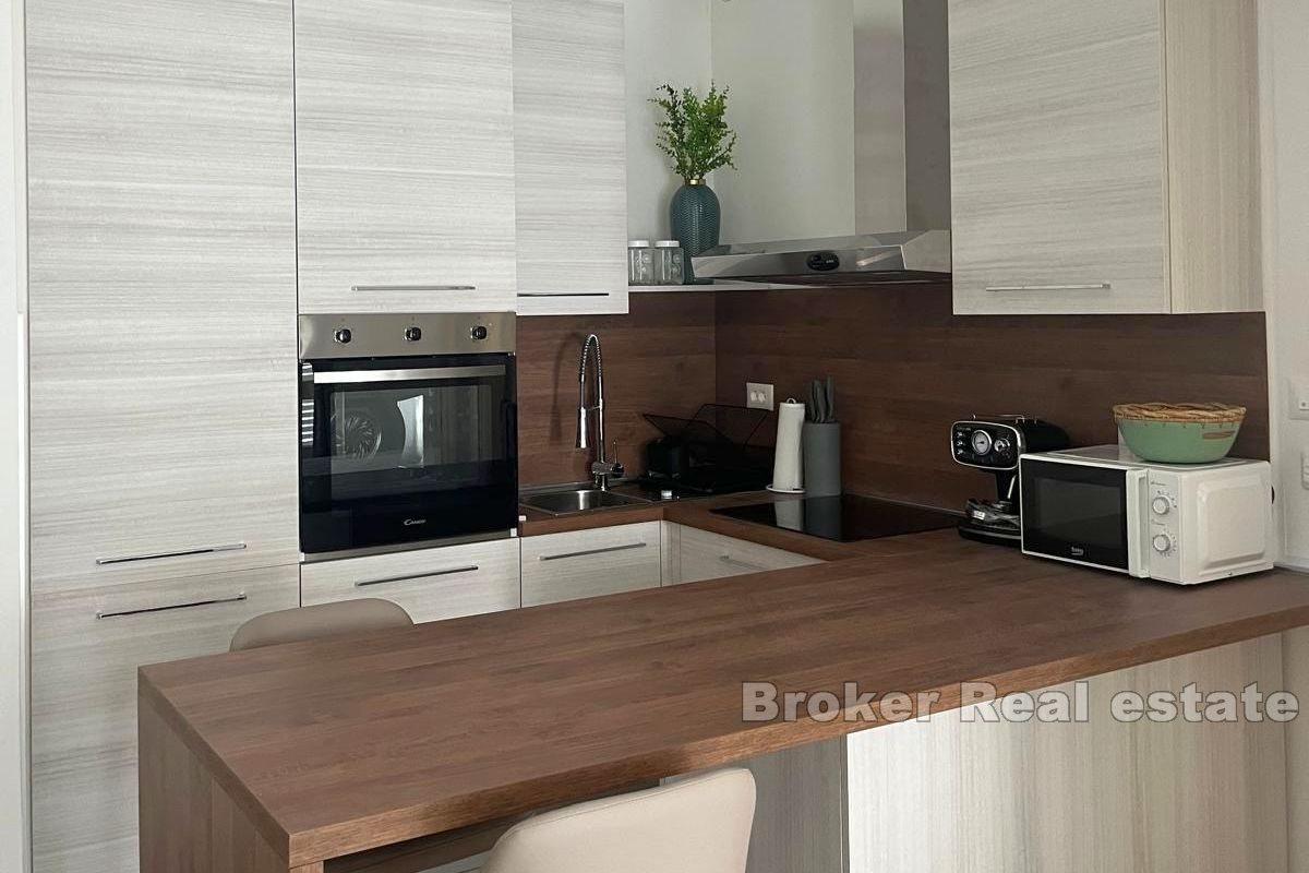 Modernly furnished one-bedroom apartment