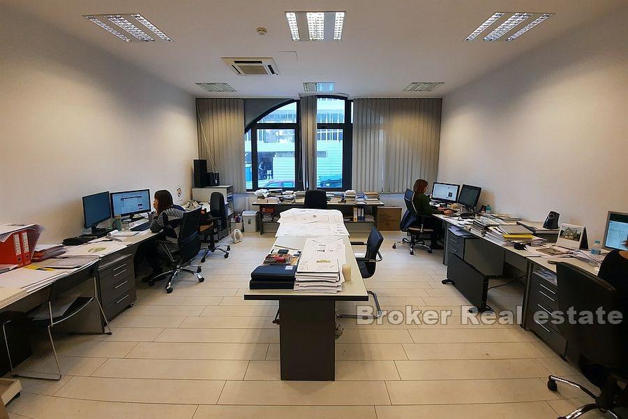 Split - Firule, Spazio attrezzato per attività commerciali